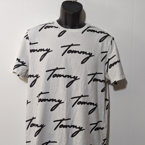 Men's AOP Tommy Hilfiger T-shirt Size Medium White and Blue - Picture 1 of 5